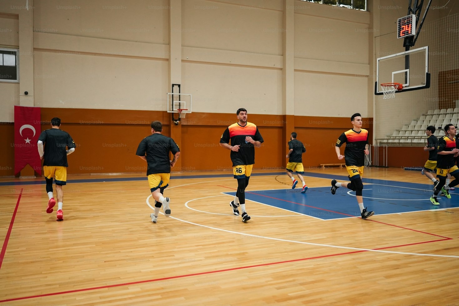 Nutrição e Rotina Ideal Para Jovens Jogadores de Quadra